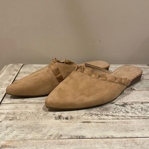 Universal Thread Dahlia Flats - Tan - Size 10